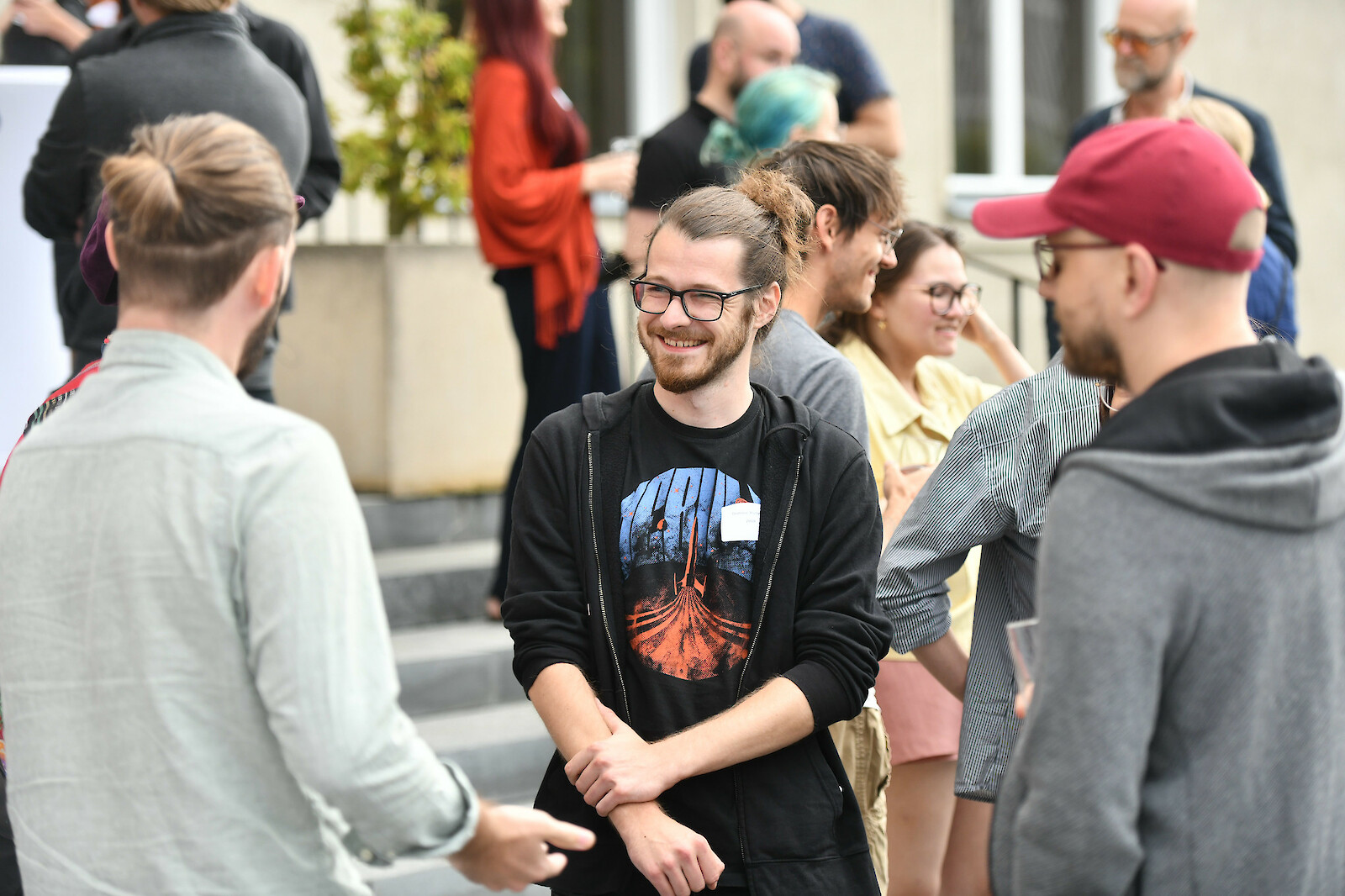 Netzwerken im Garten. Foto: © Daniel Hinz.