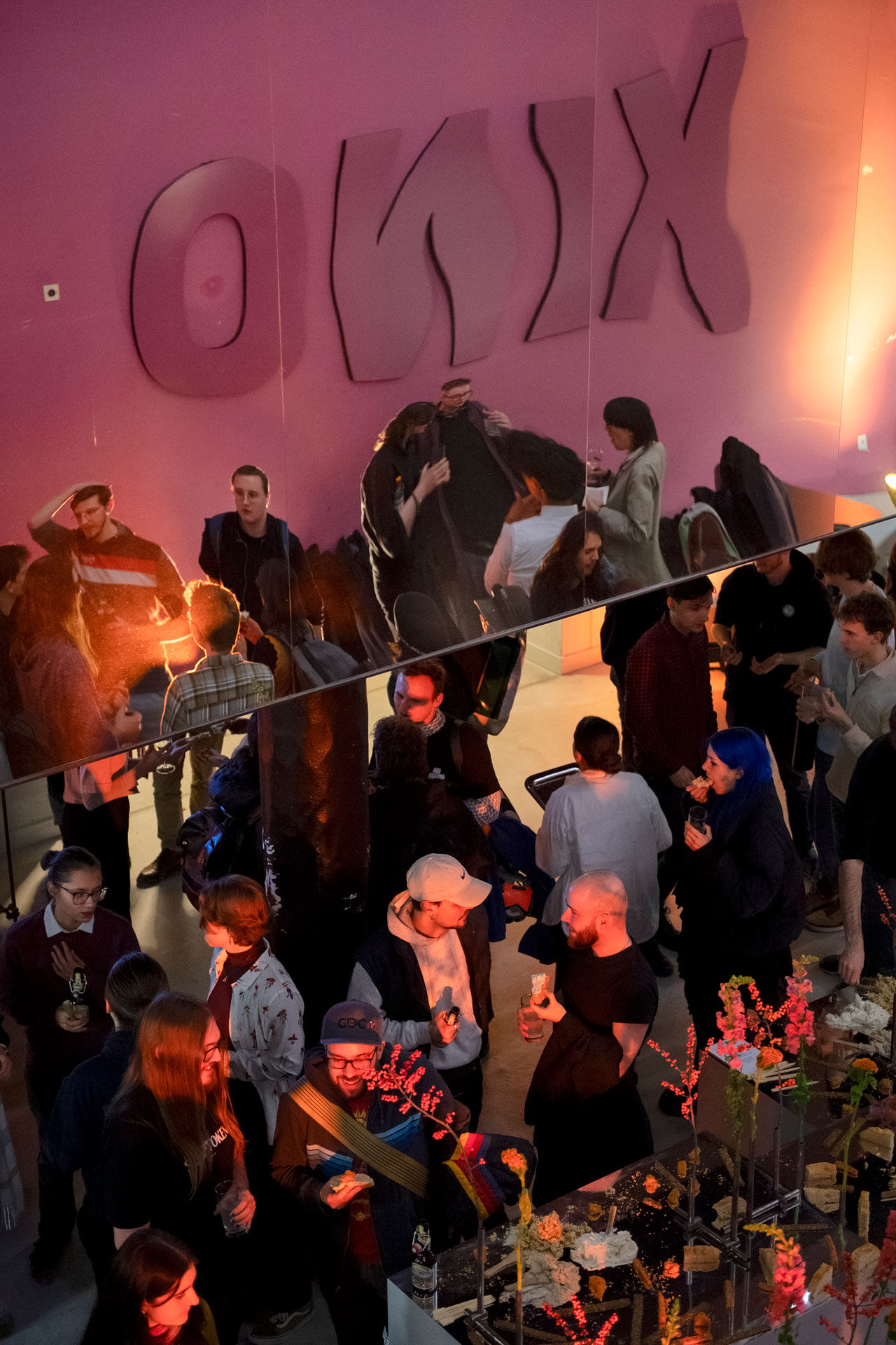 Ansicht Apéro Riche im Kino Foyer an der ZHdK.